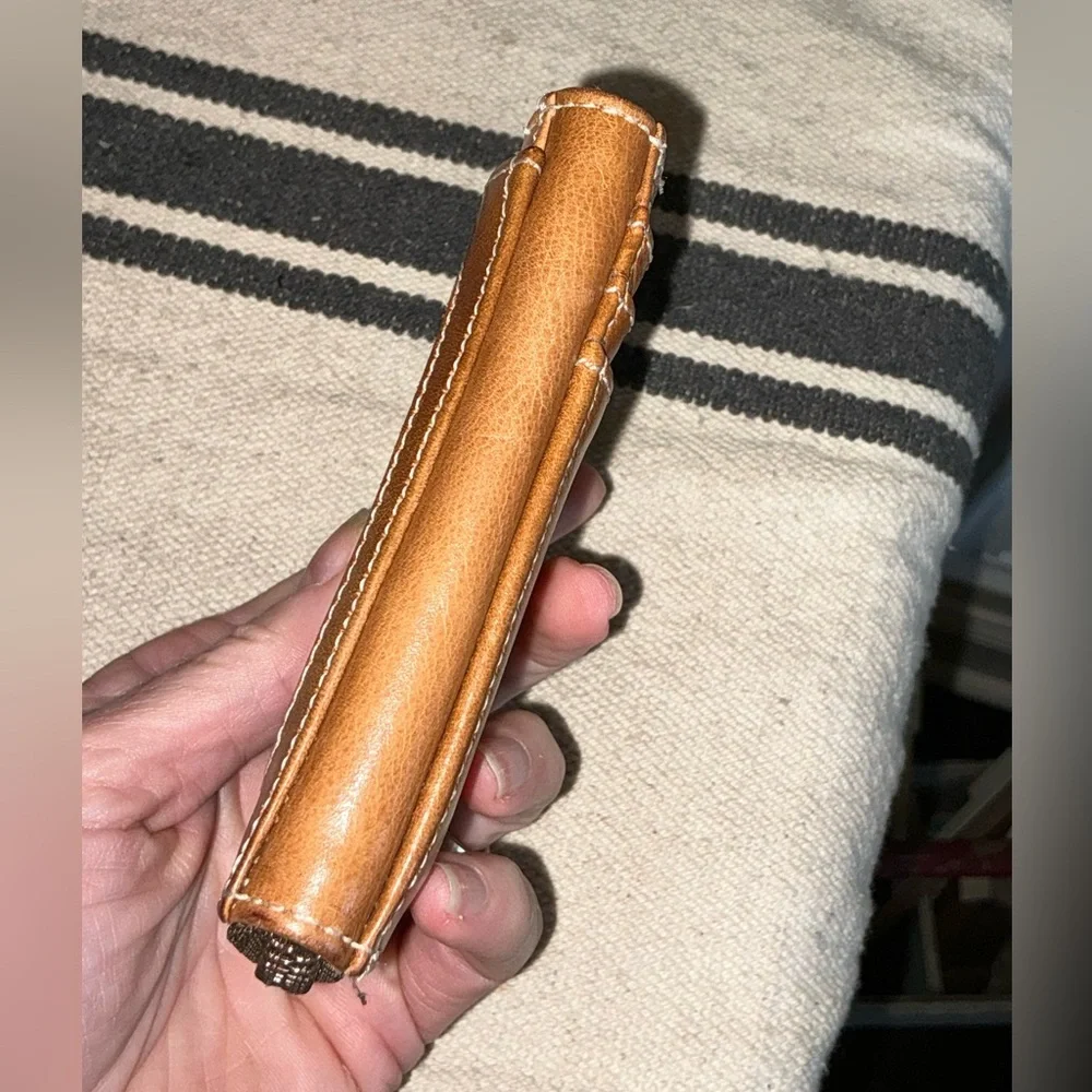 Bed Stu Leather Carrie Zip Wallet Tan Retail $100 - Picture 5 of 12
